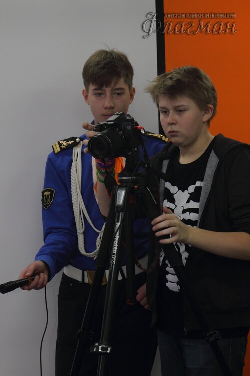 Денис Матушкин, Саша Вахмянин